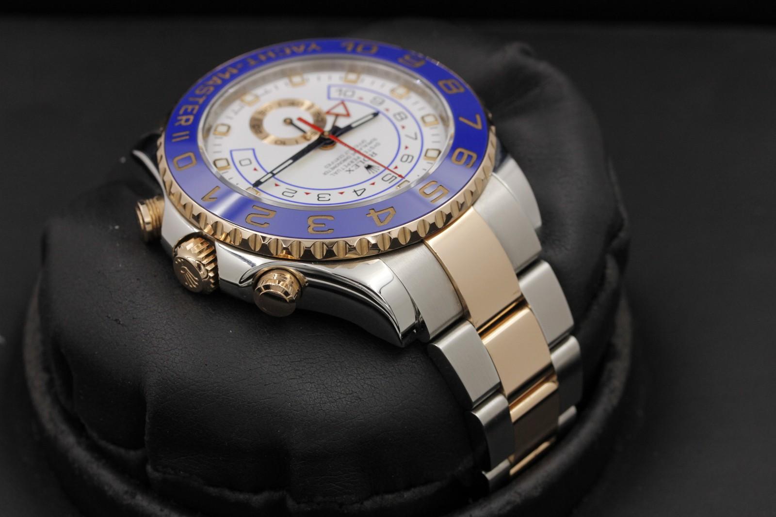 Watch Image 4