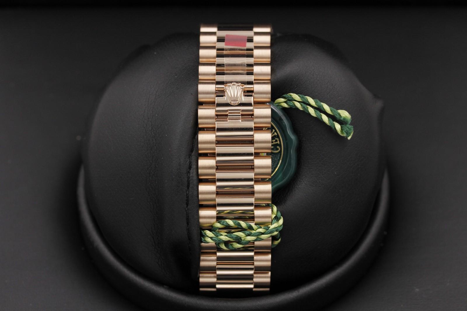 Watch Image 8