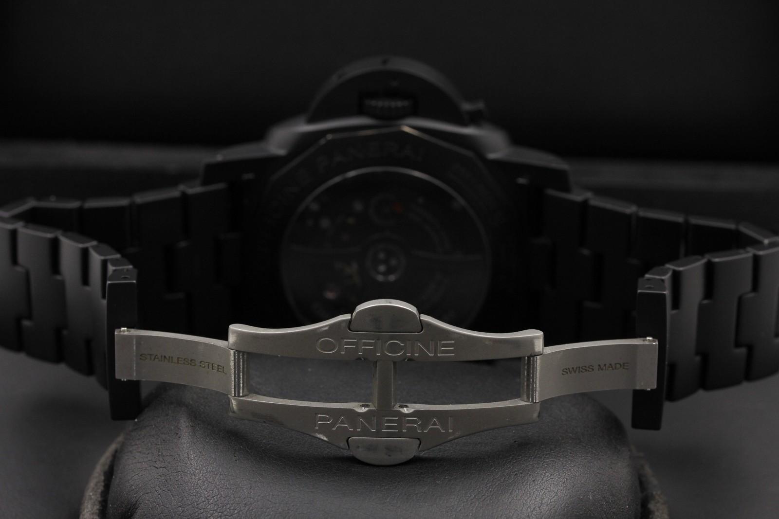 Watch Image 11
