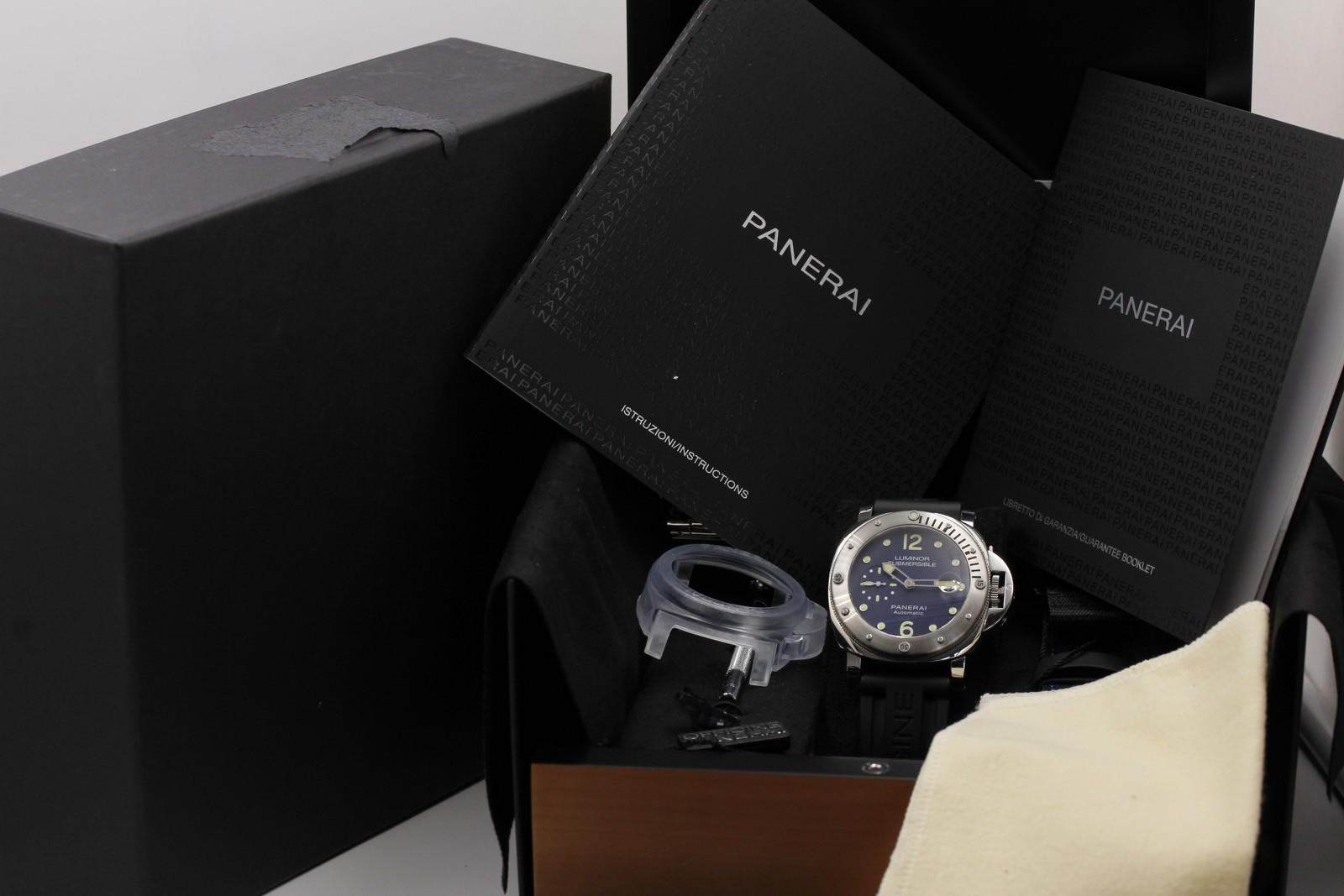 Watch Image 12