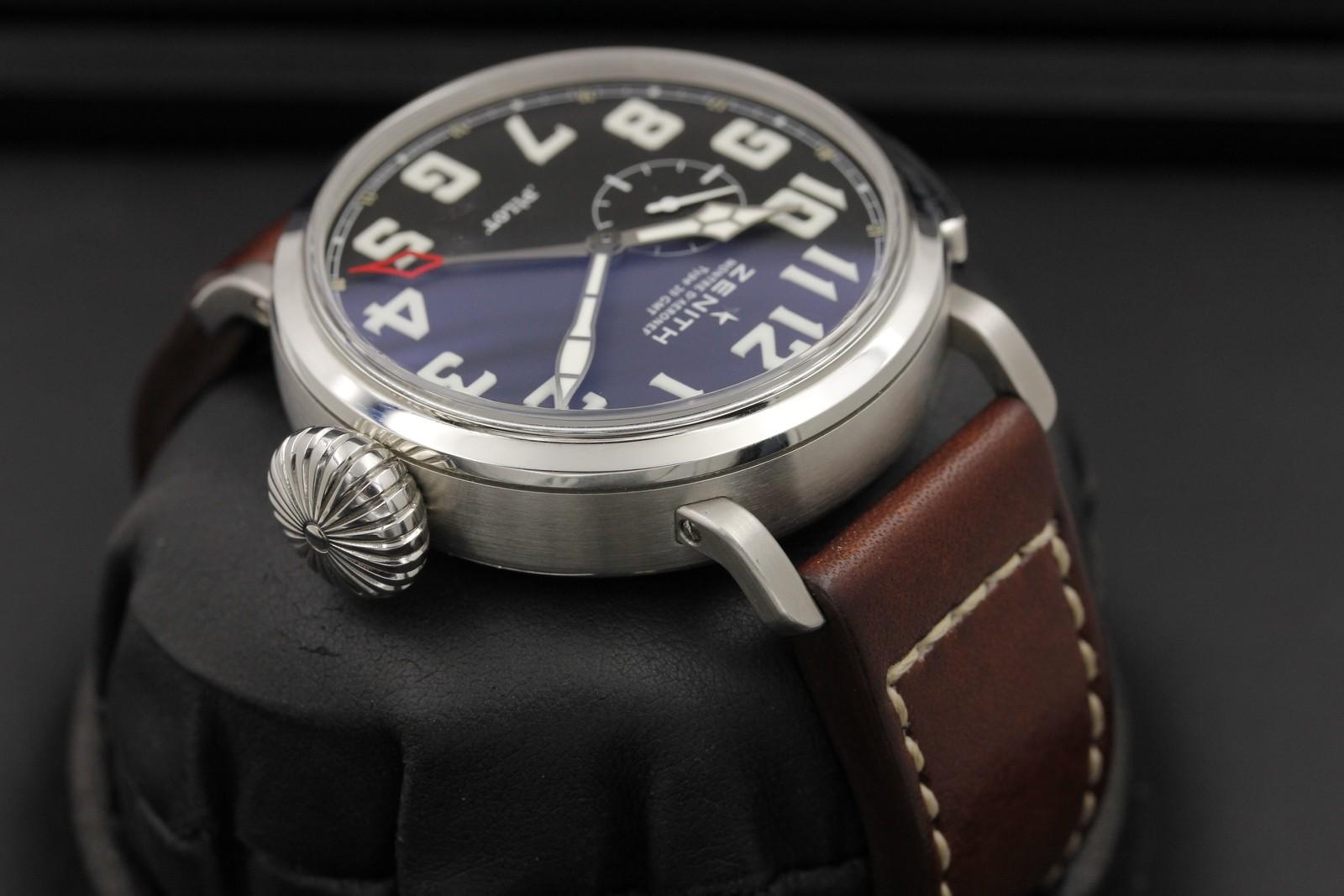 Watch Image 4