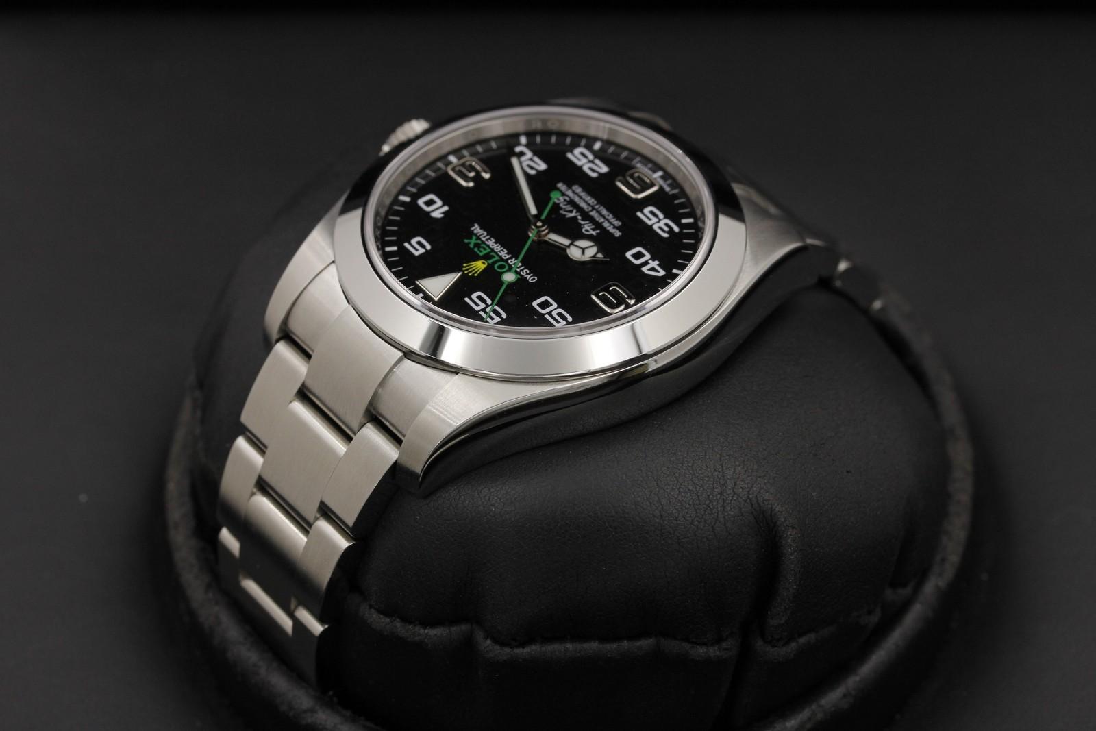 Watch Image 5