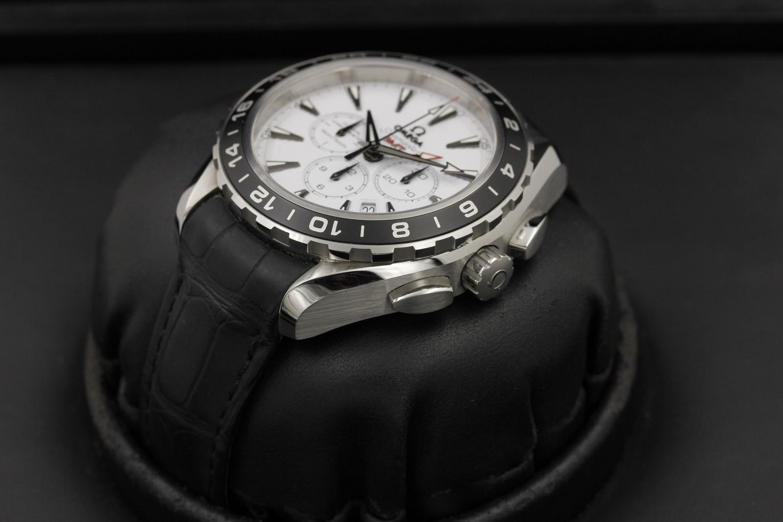 Watch Image 2