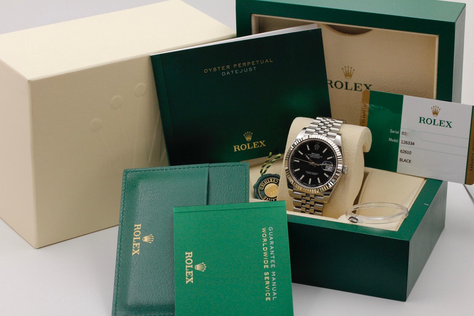 Watch Image 11