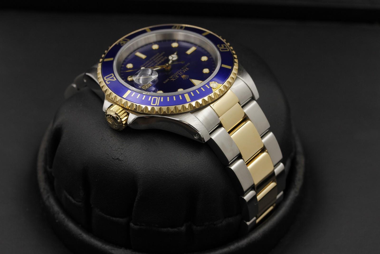 Watch Image 4