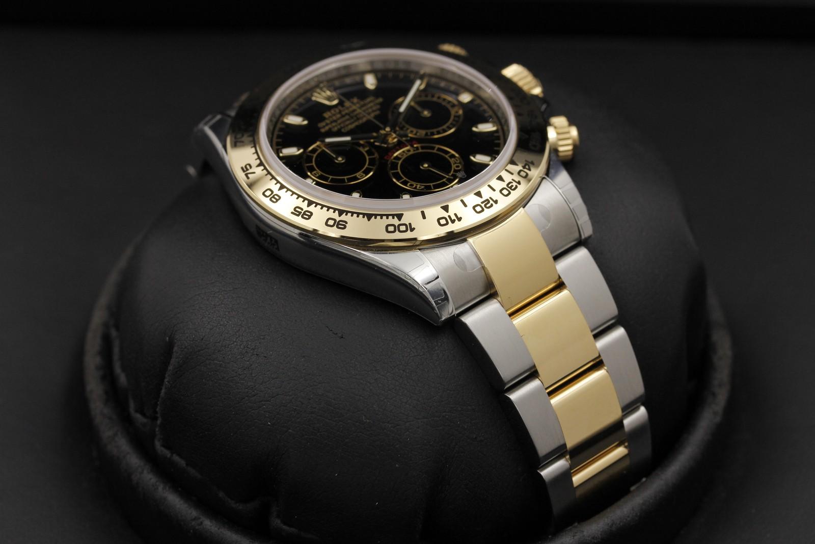 Watch Image 6