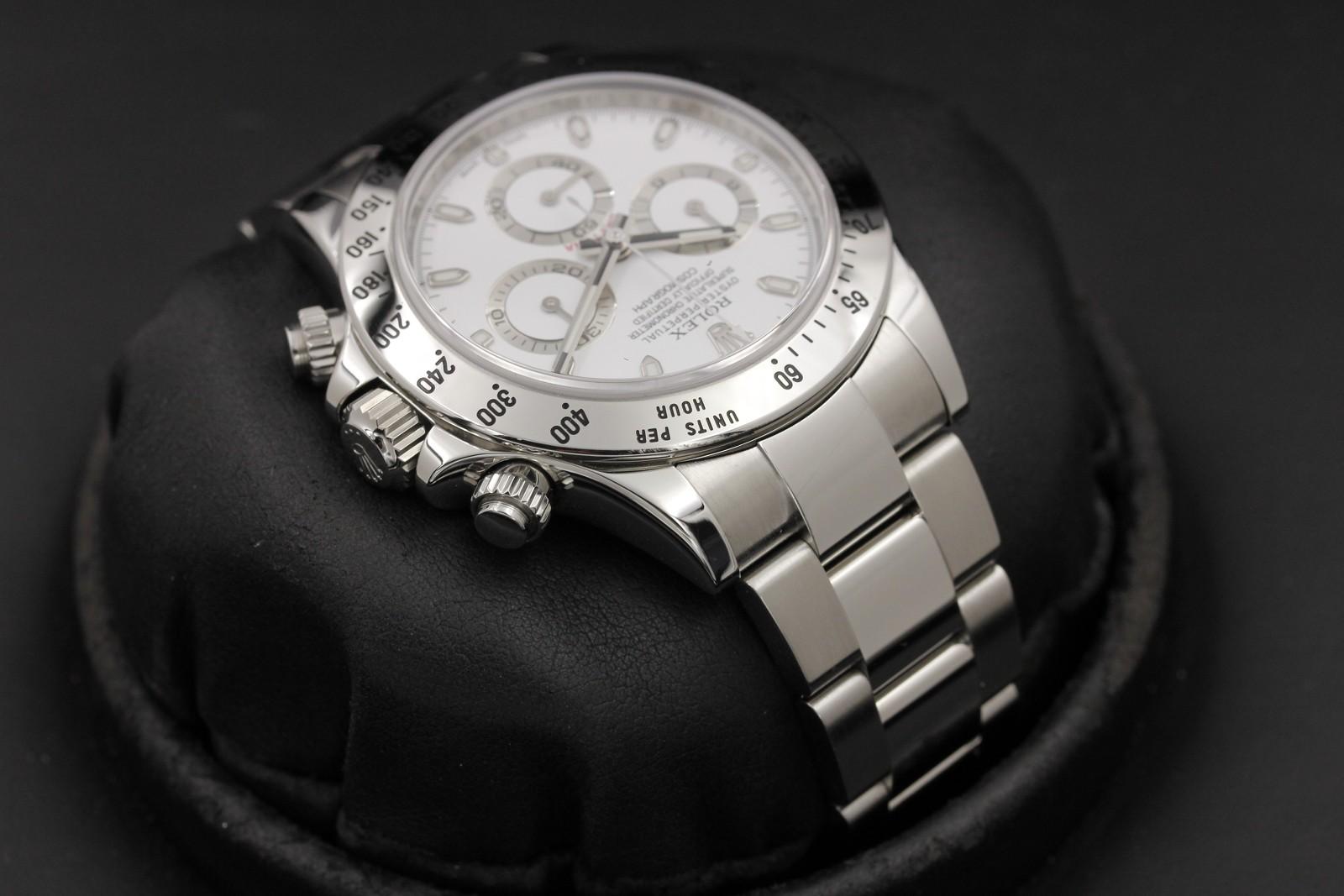 Watch Image 4