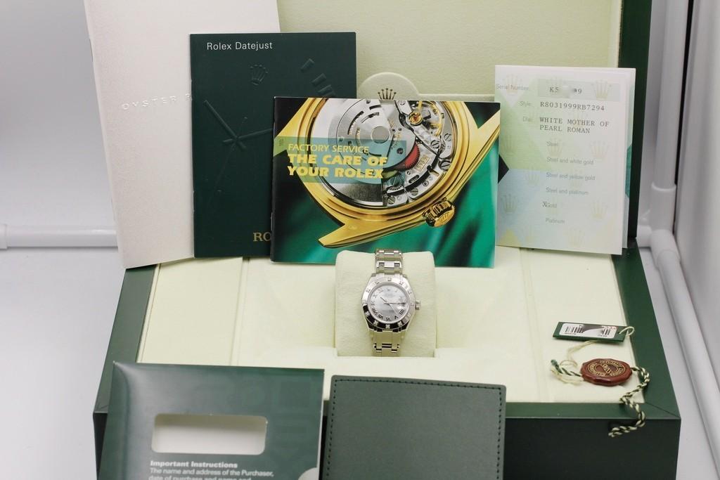 Watch Image 11