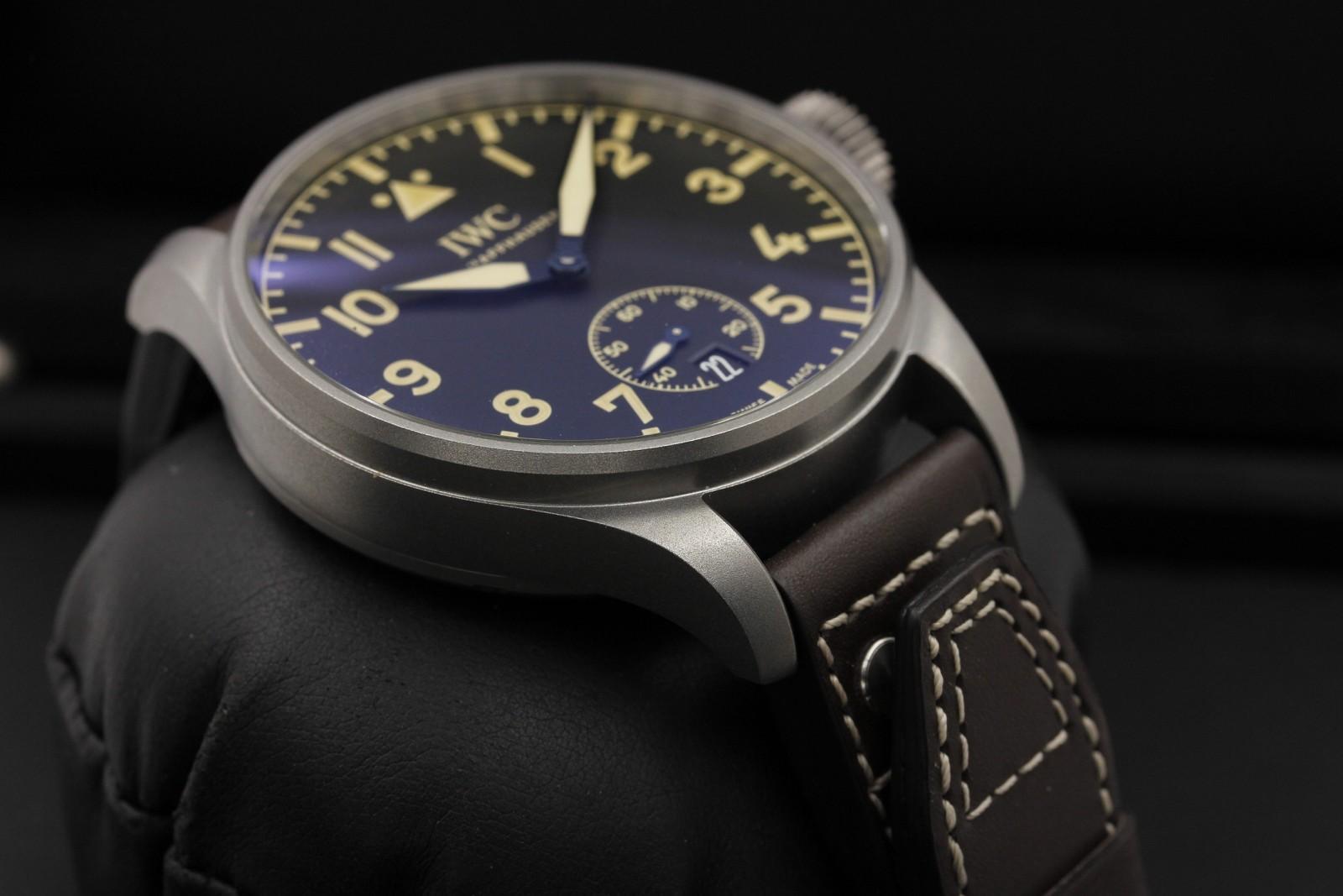 Watch Image 6
