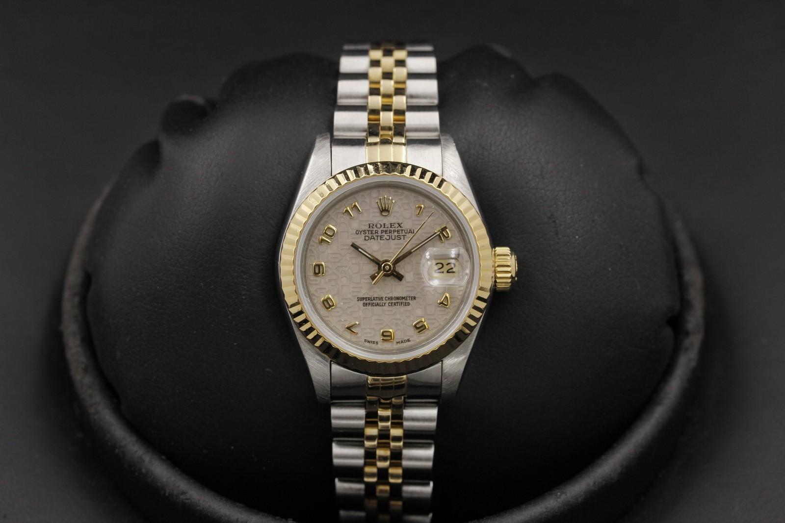 Watch Image 1