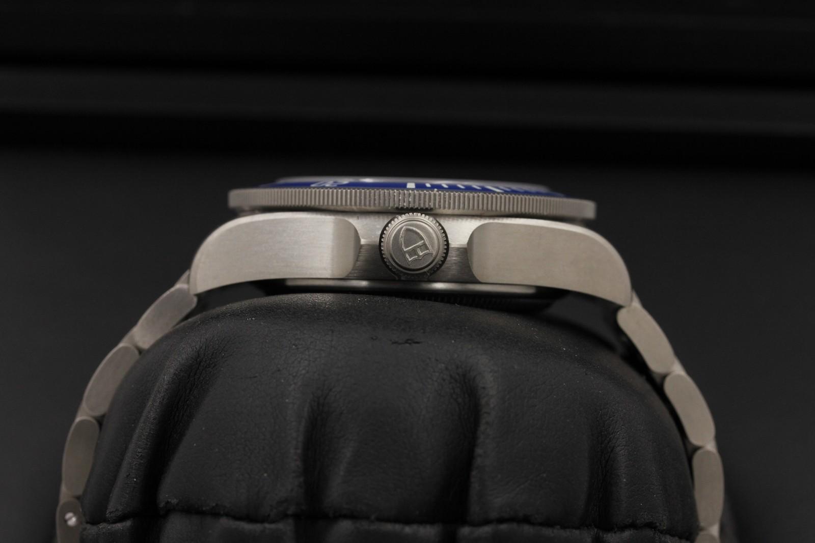 Watch Image 3
