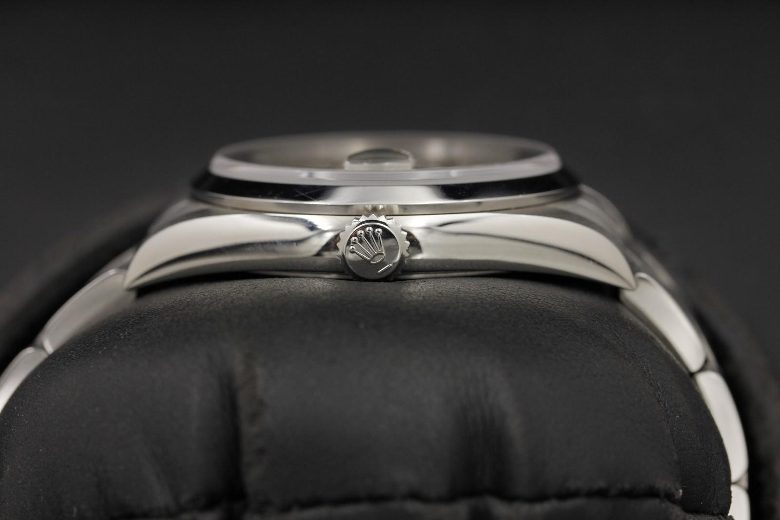 Watch Image 3