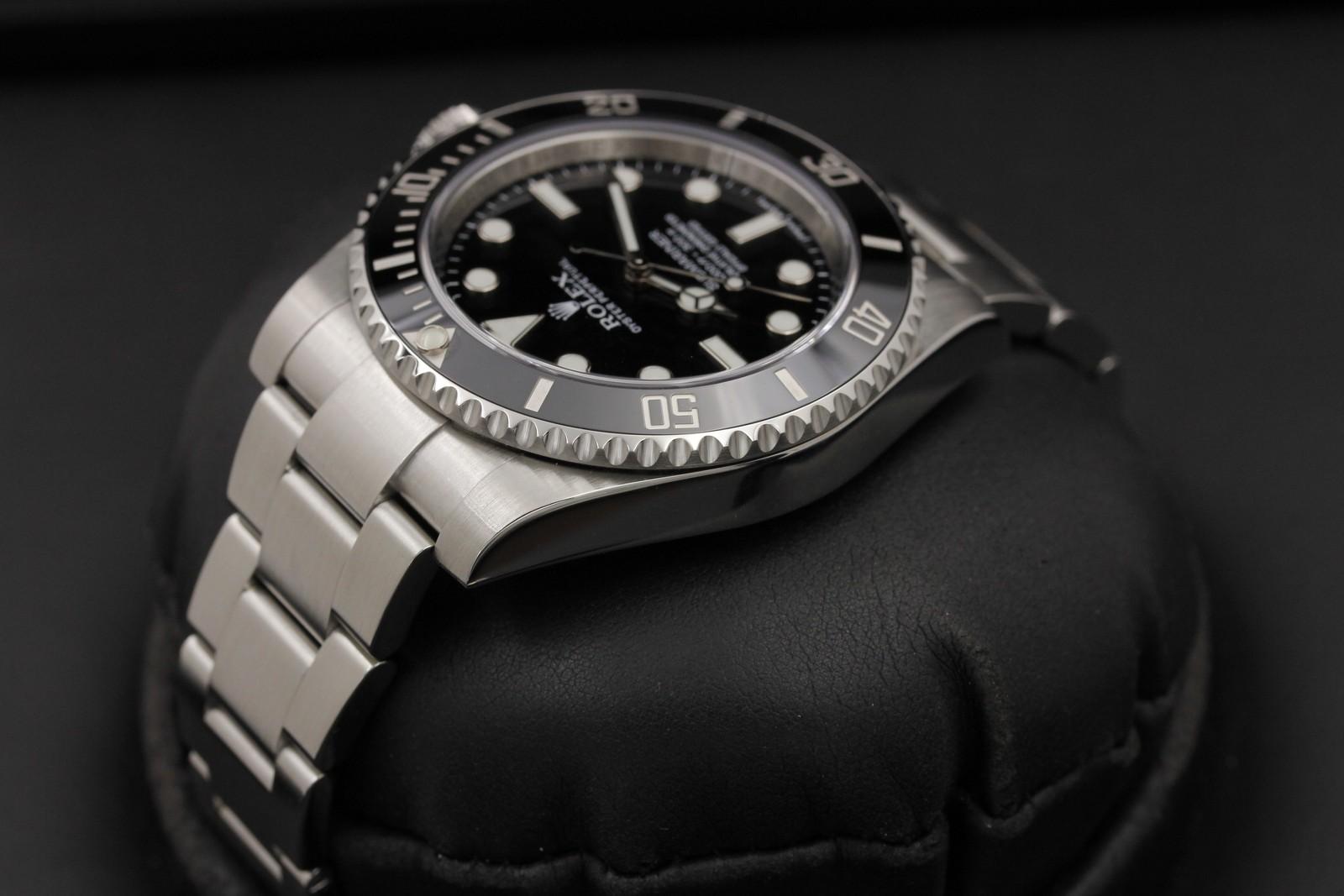 Watch Image 5