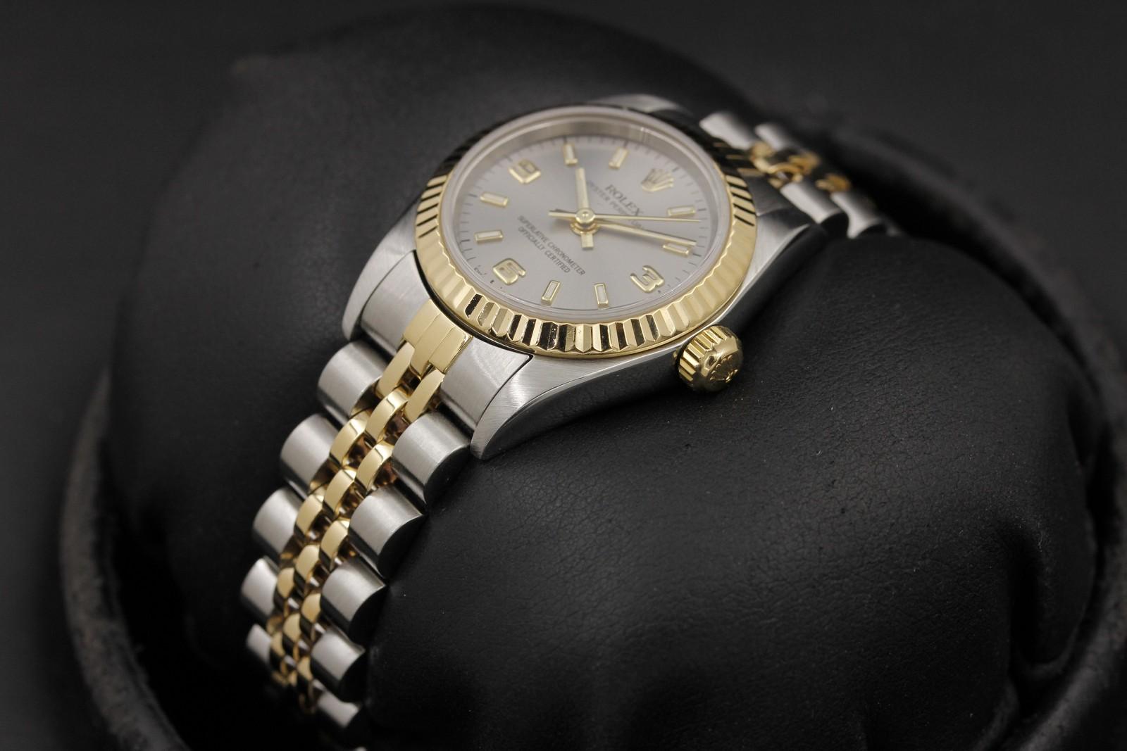 Watch Image 2