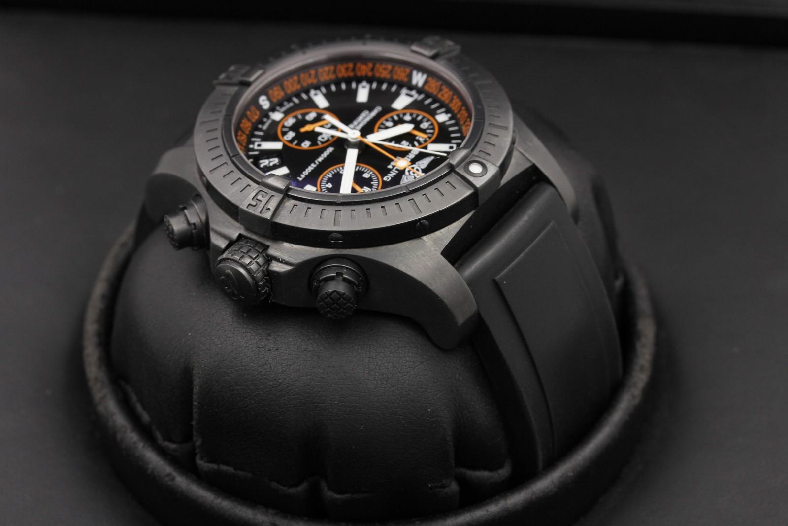 Watch Image 4