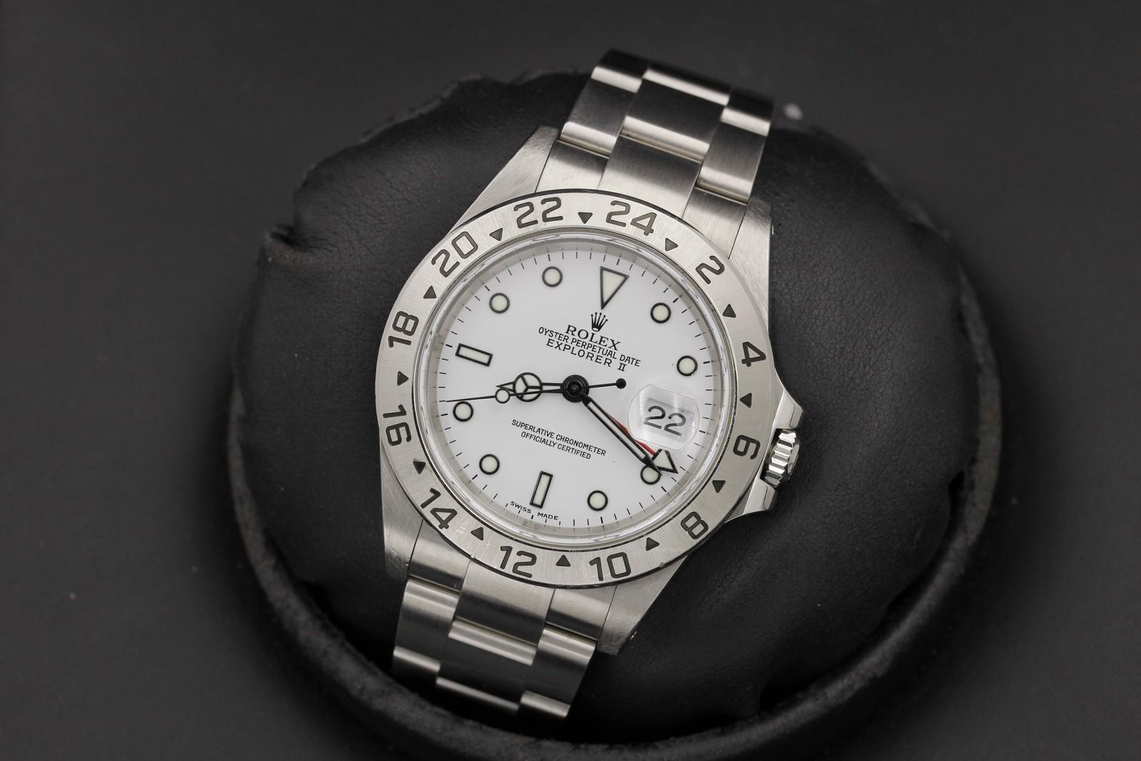 Watch Image 8