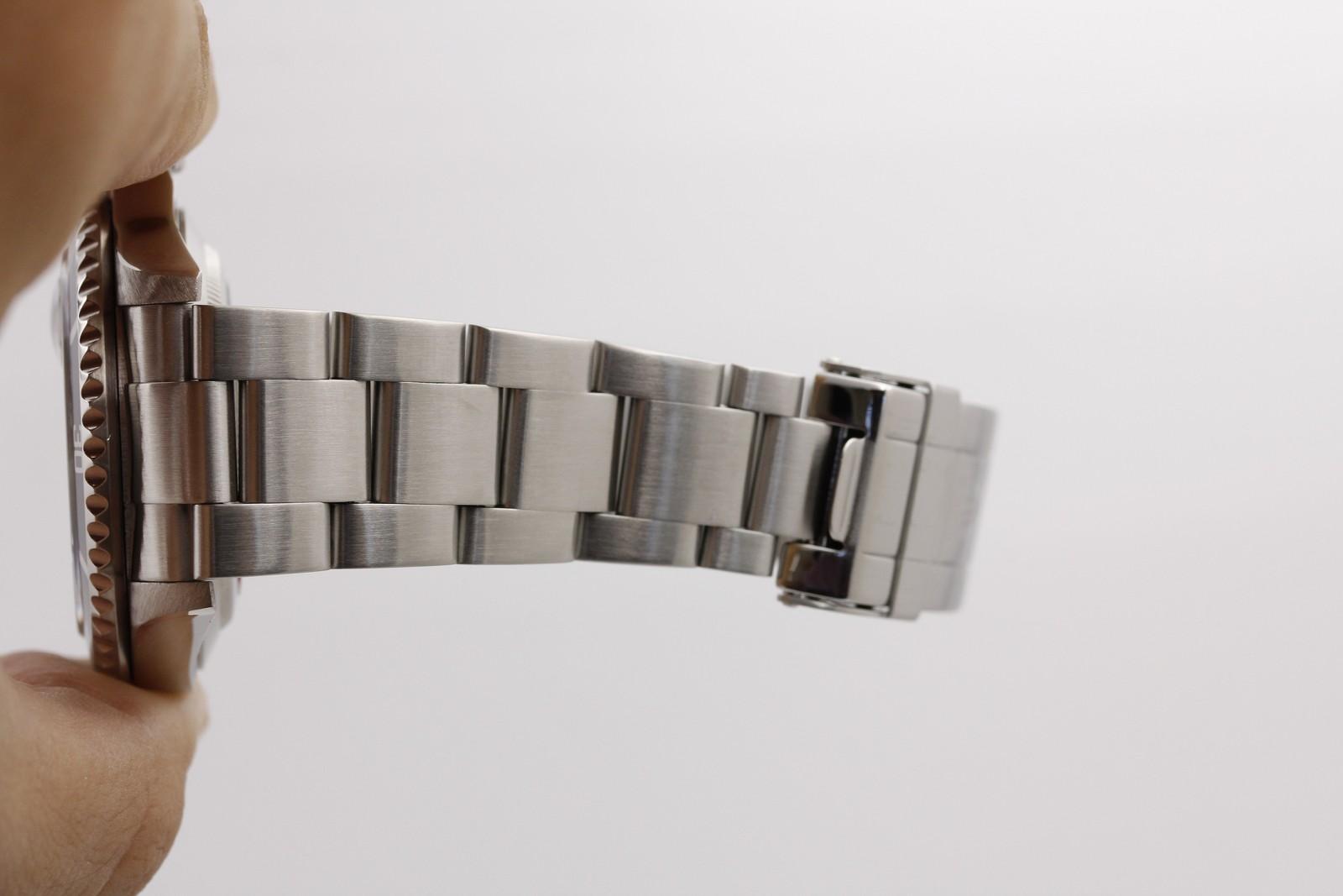 Watch Image 10