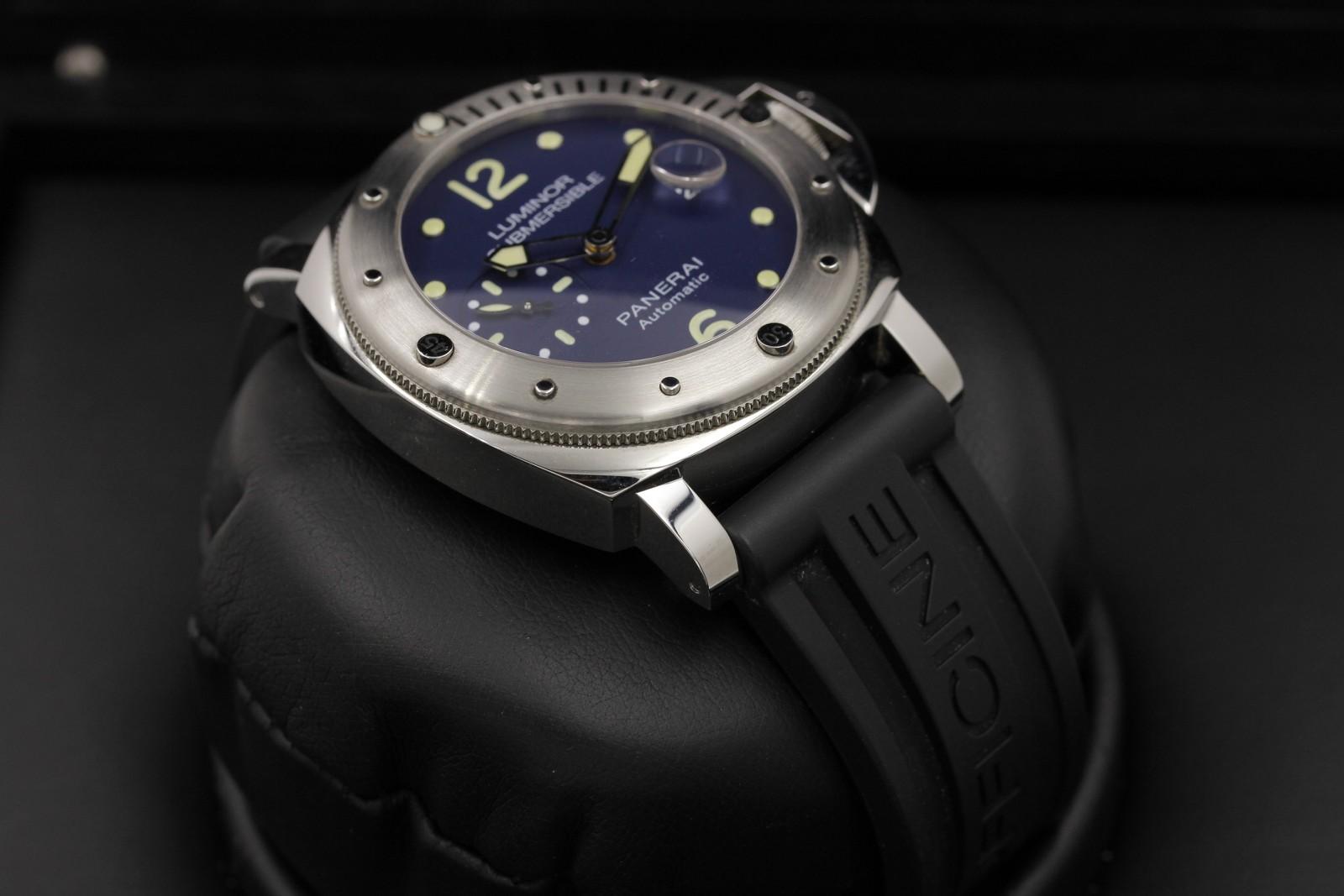 Watch Image 6