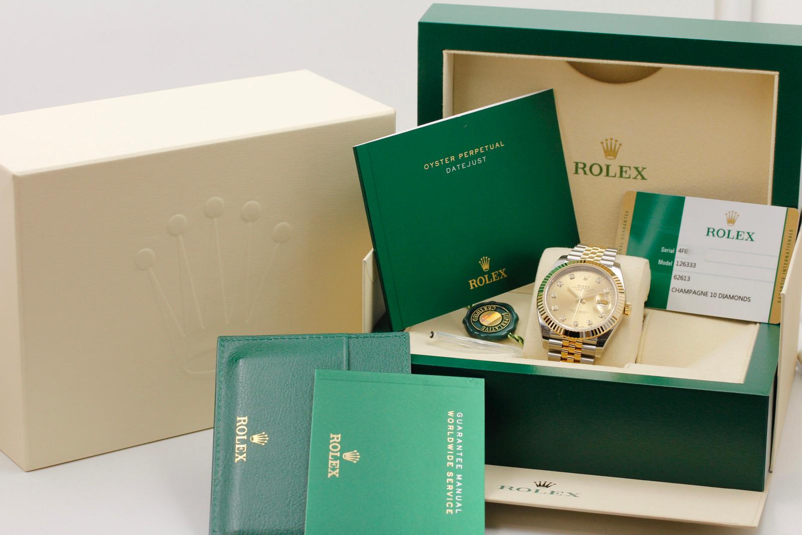 Watch Image 11