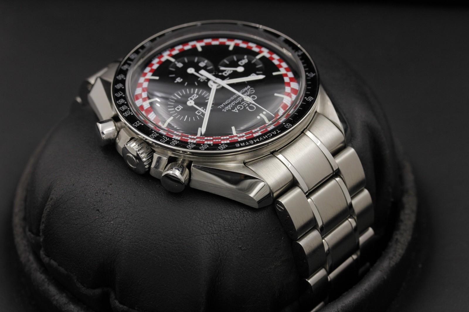 Watch Image 4