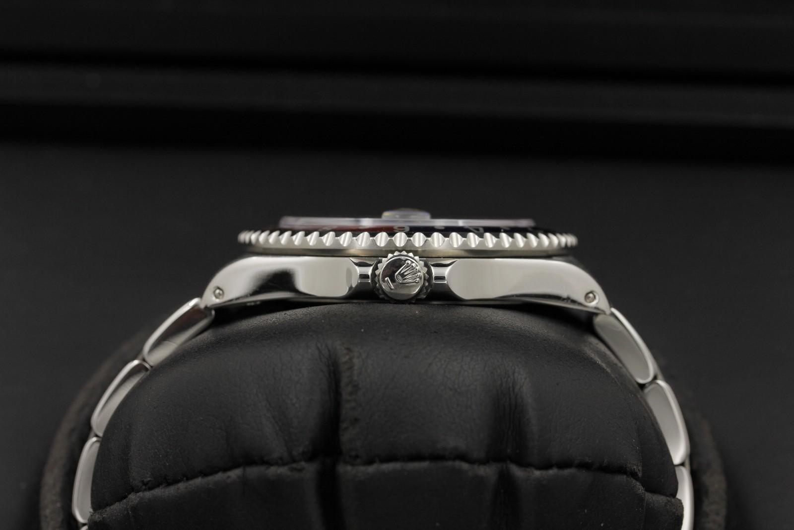 Watch Image 3