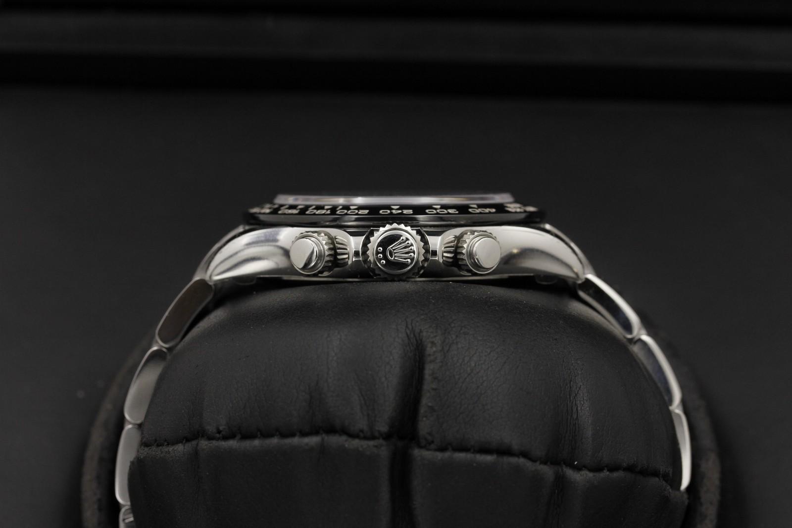 Watch Image 3