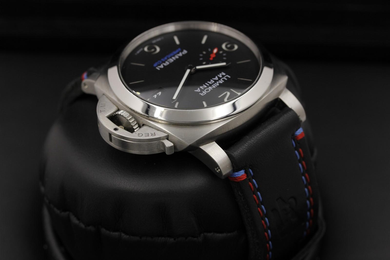 Watch Image 4