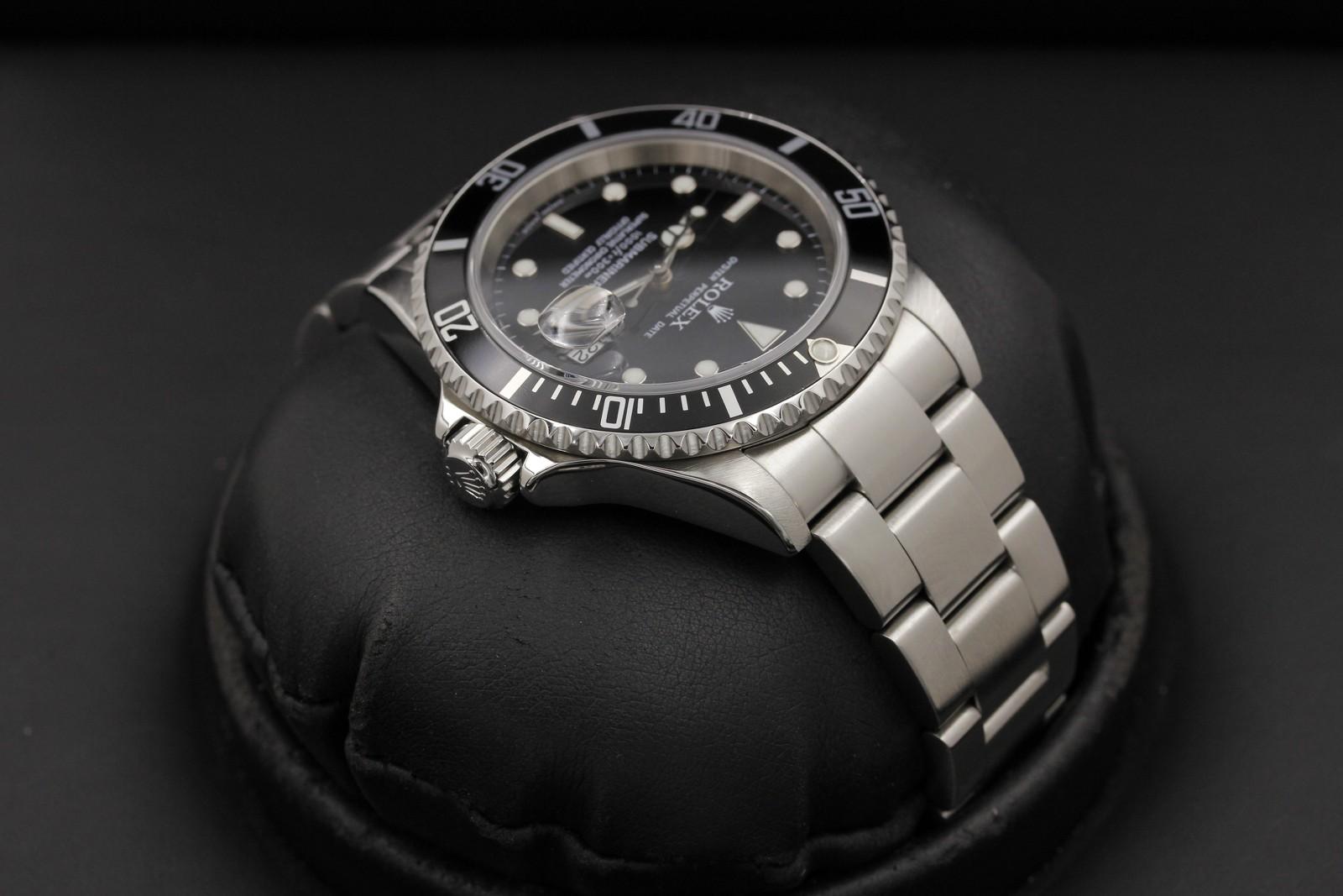 Watch Image 4