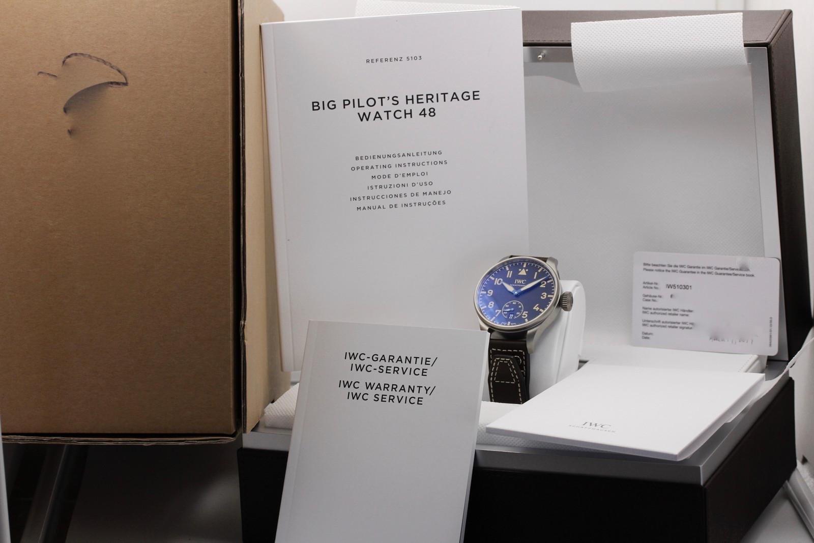 Watch Image 12