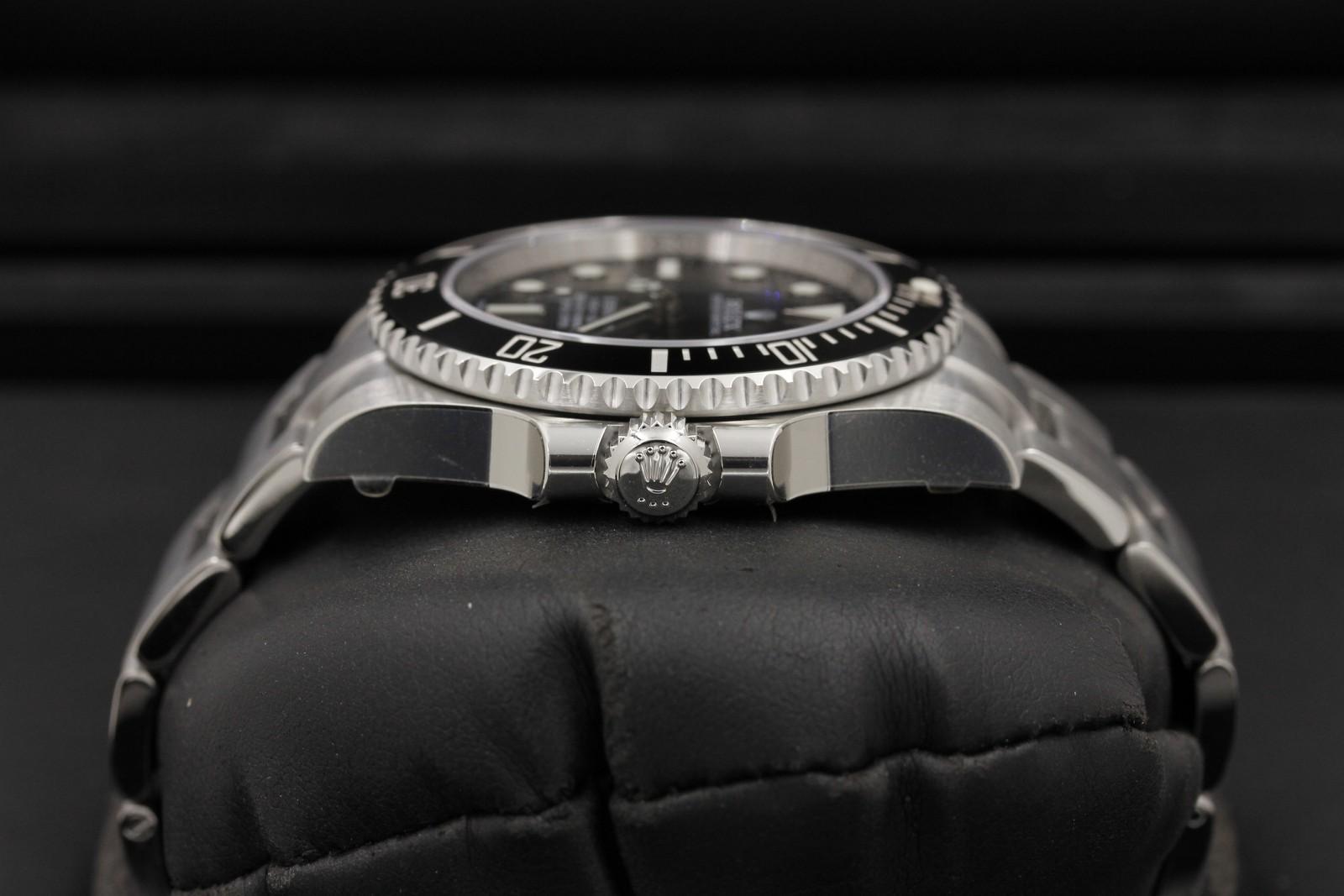 Watch Image 3
