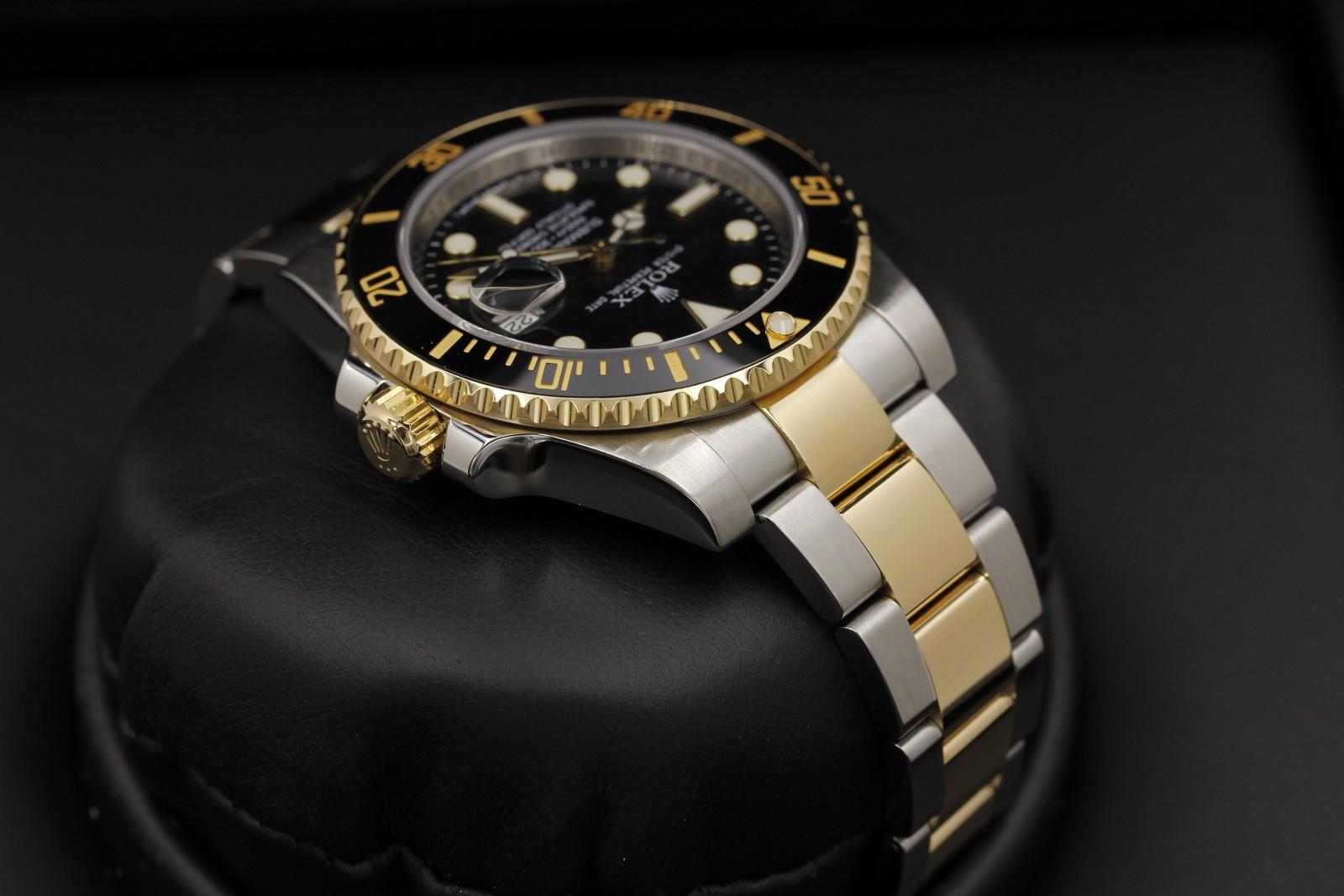 Watch Image 4