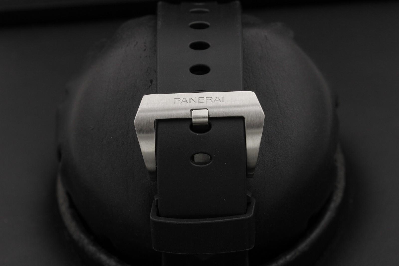 Watch Image 7