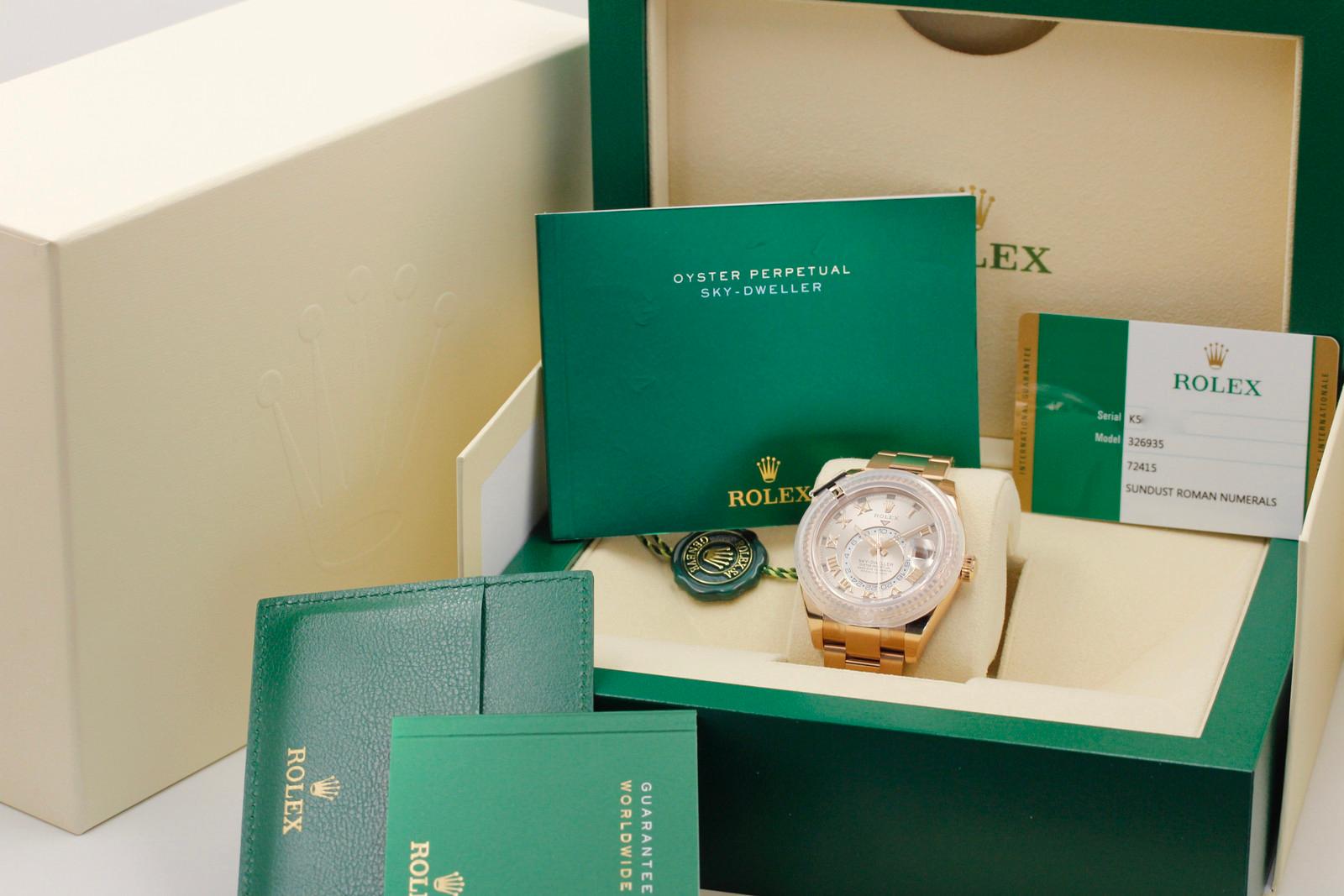 Watch Image 11