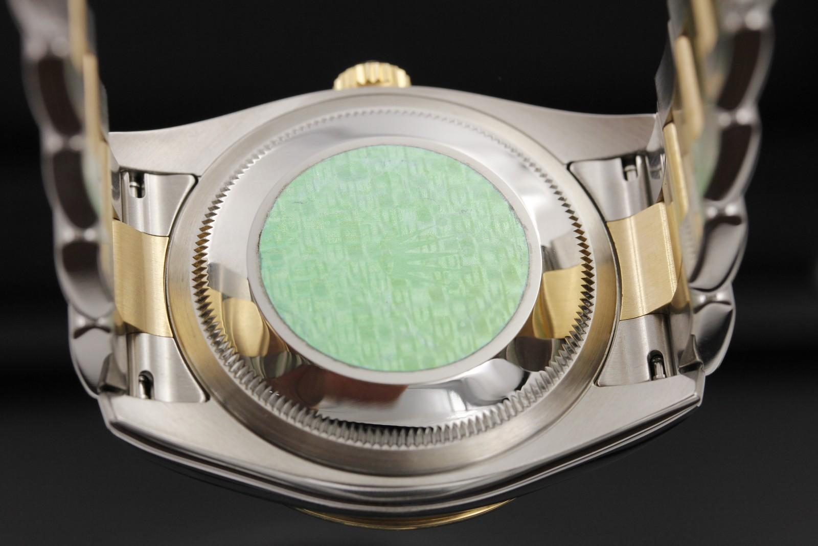 Watch Image 10