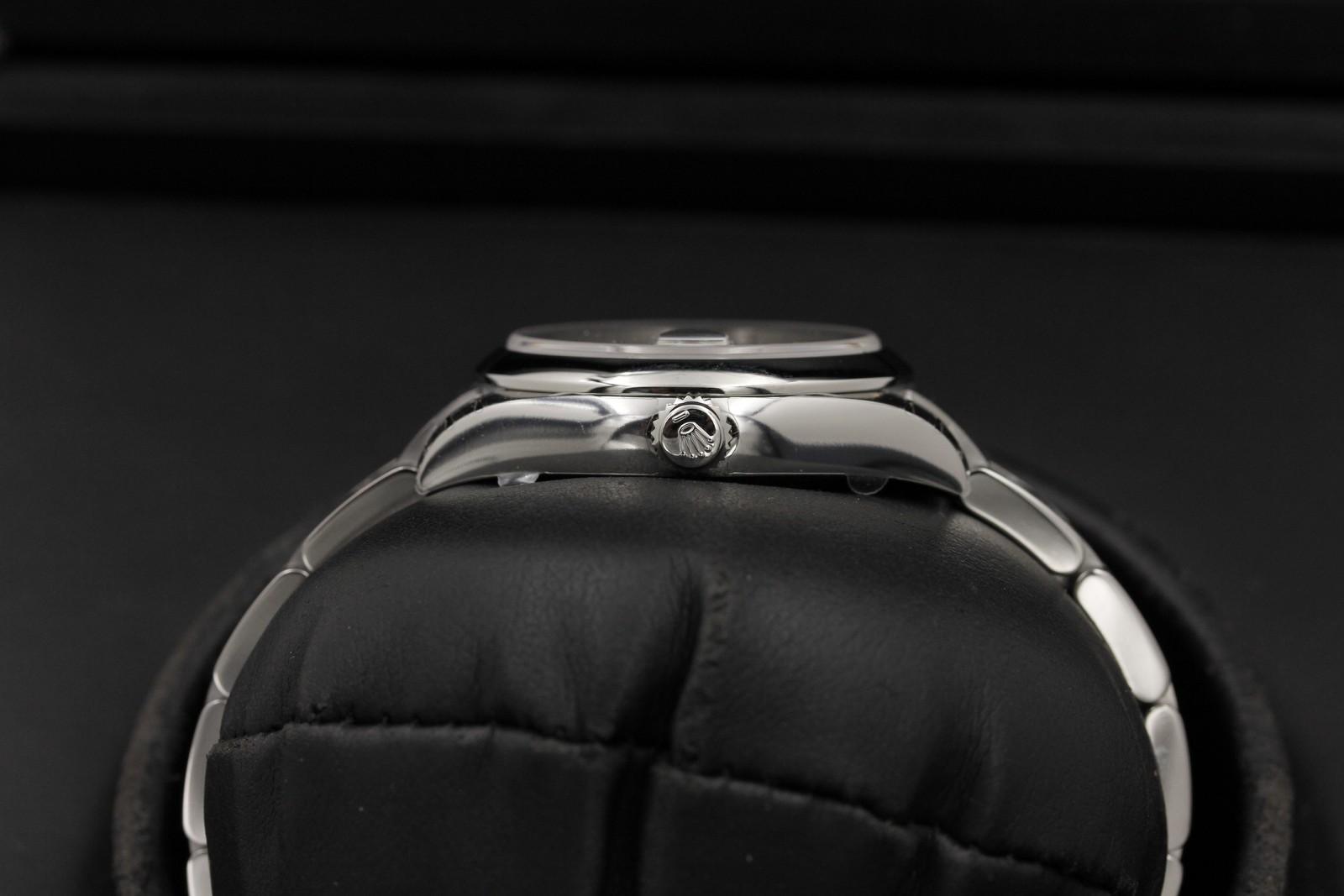 Watch Image 3