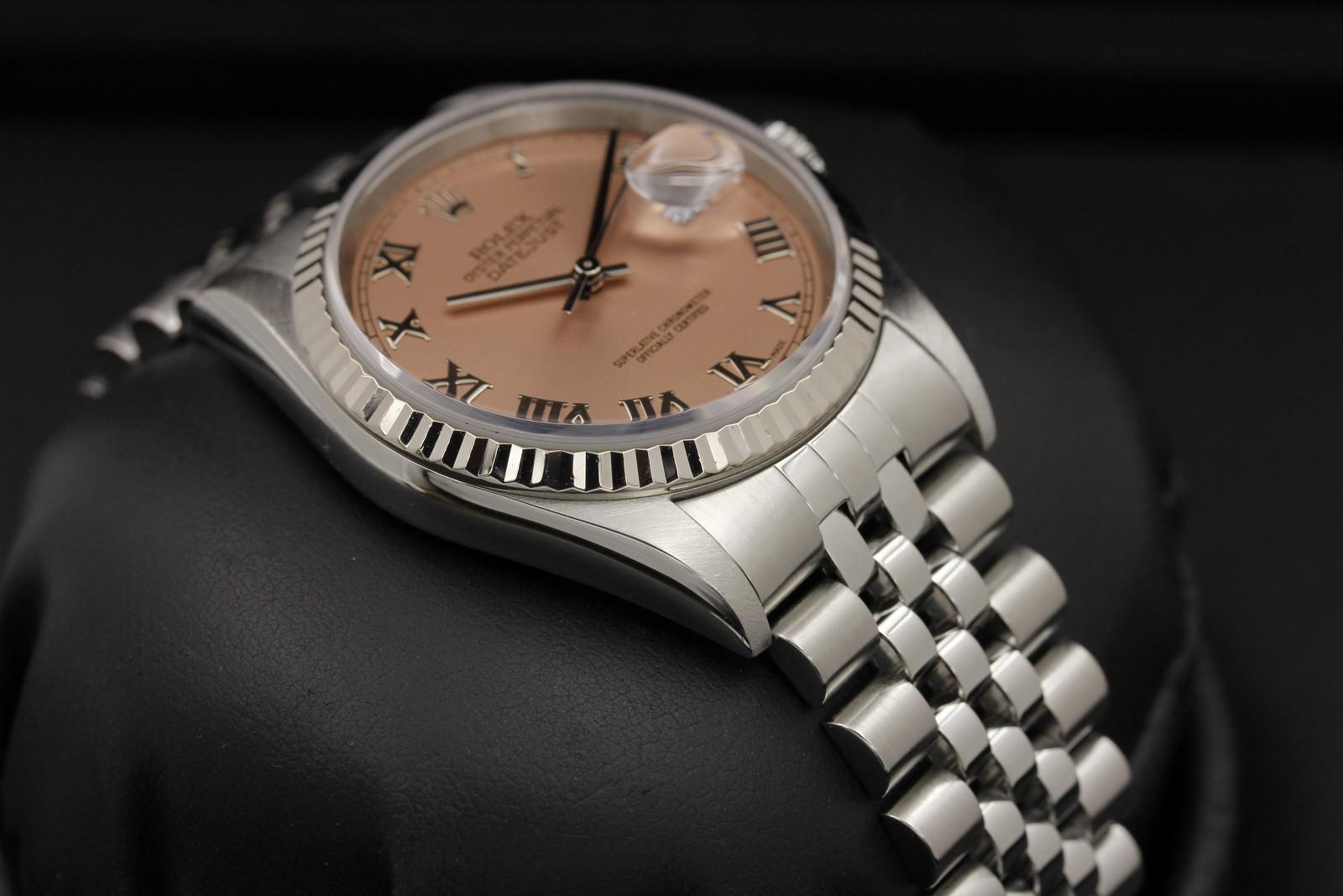 Watch Image 5