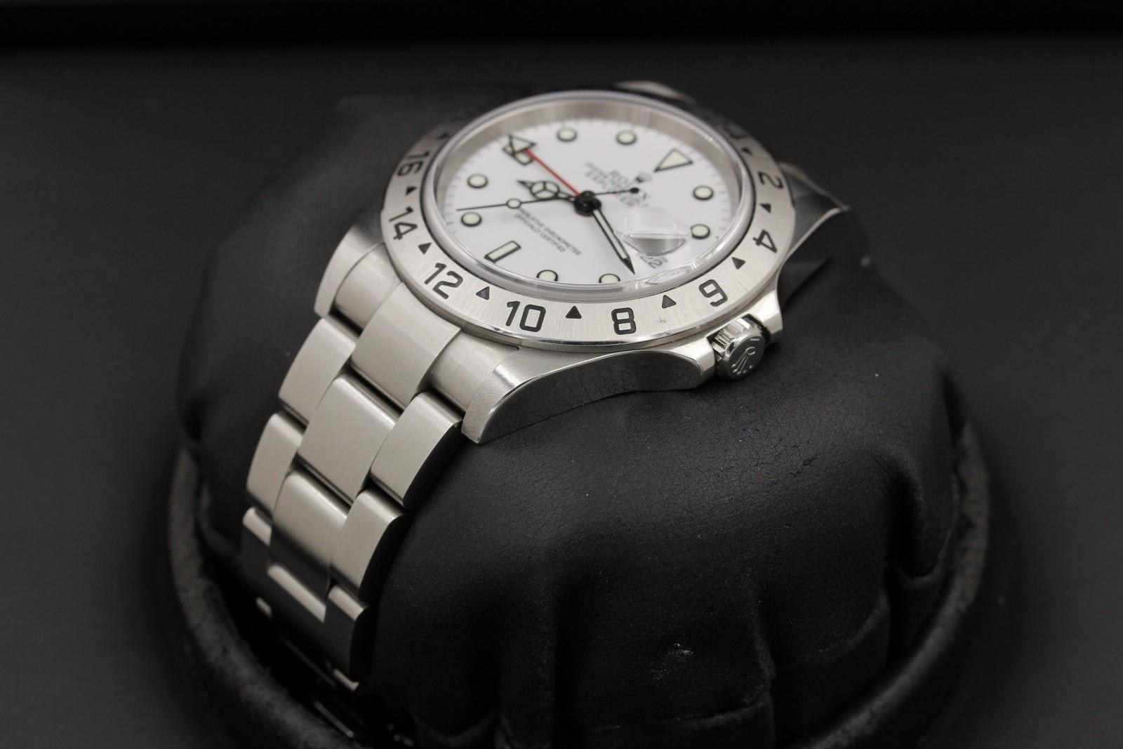 Watch Image 2