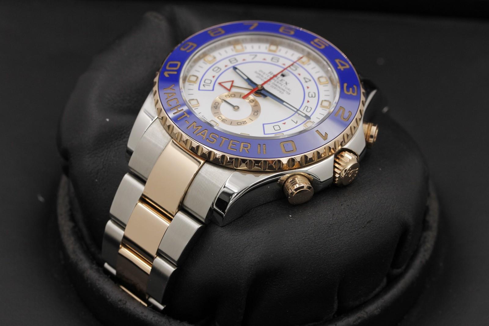 Watch Image 2