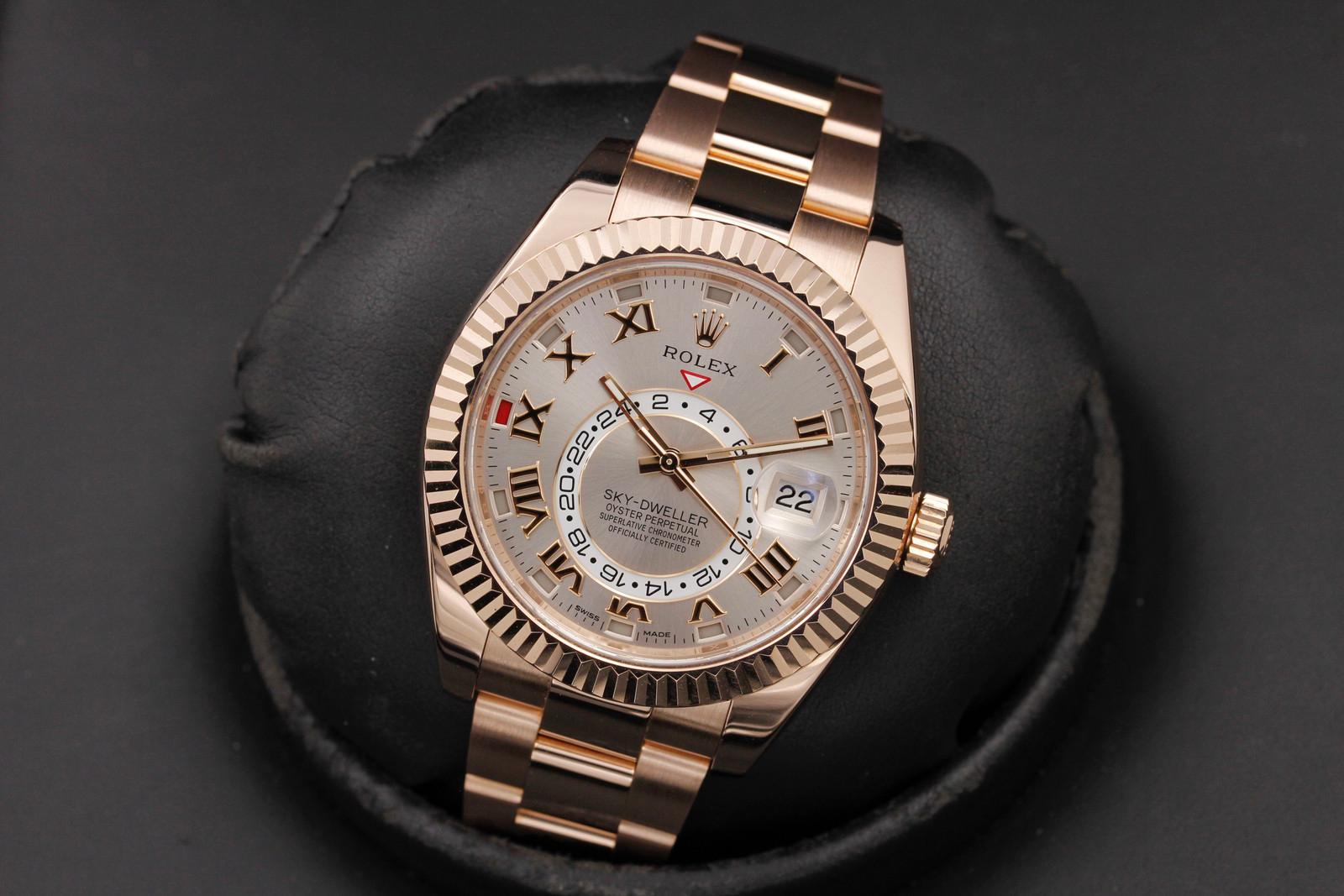 Watch Image 8