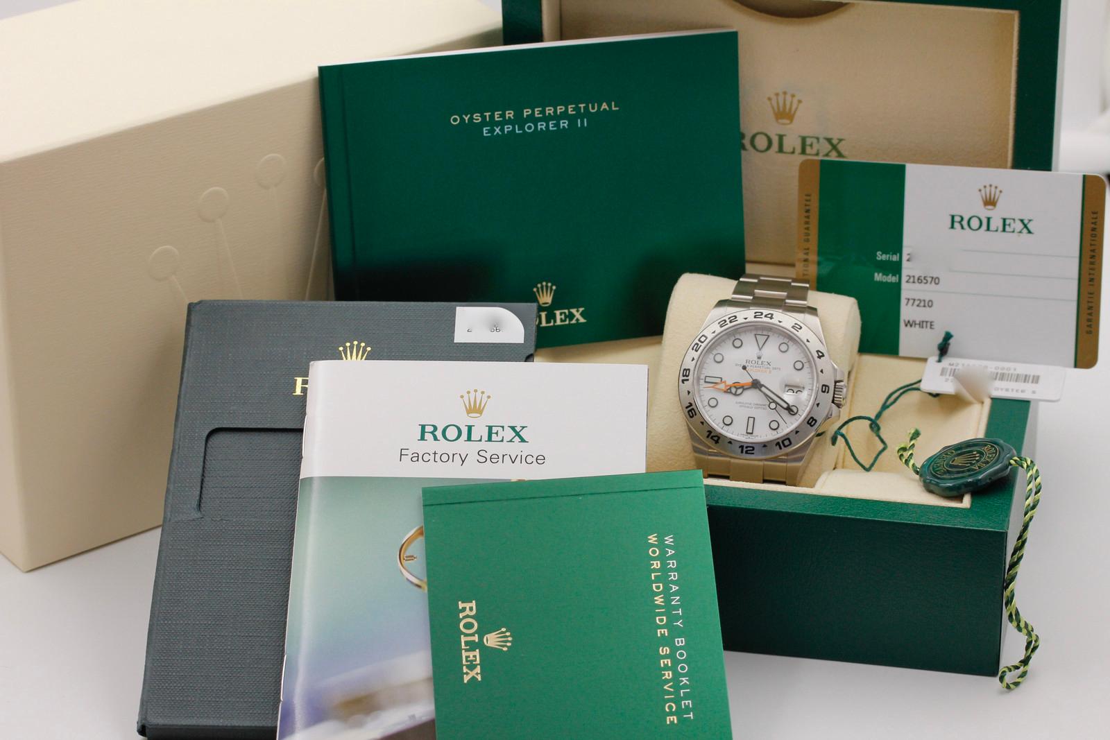 Watch Image 11