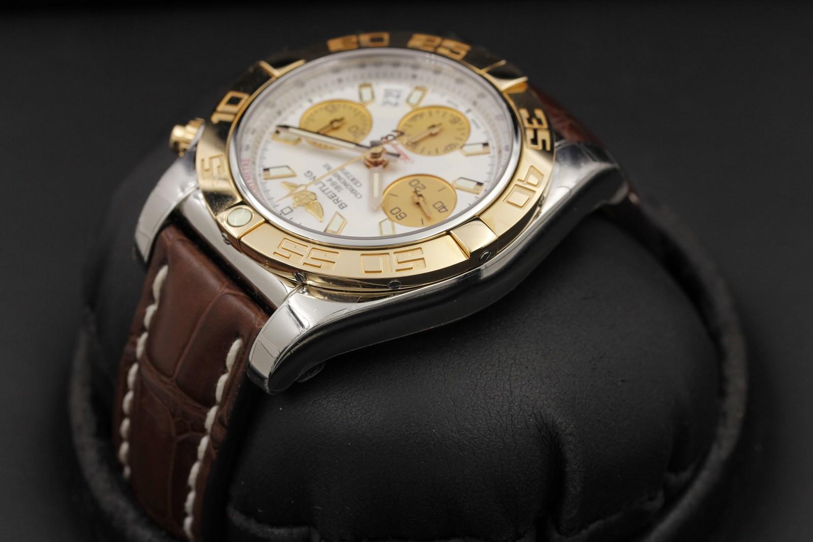 Watch Image 5