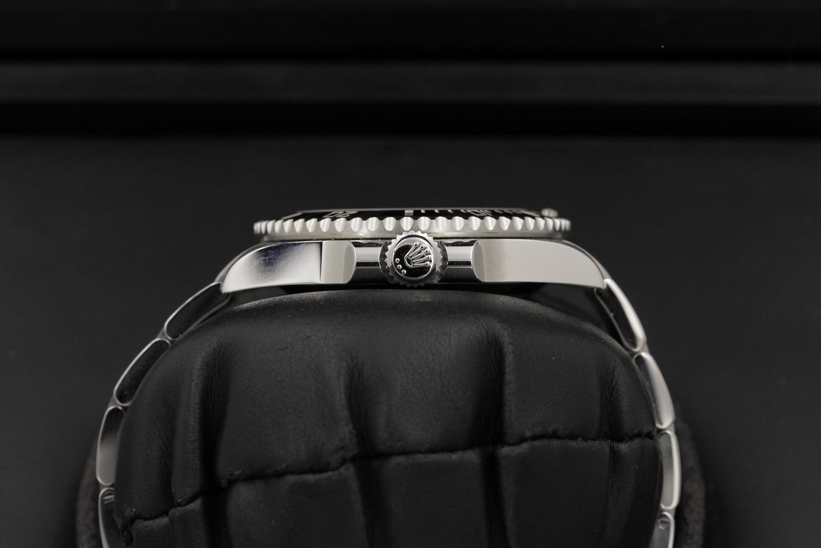 Watch Image 3