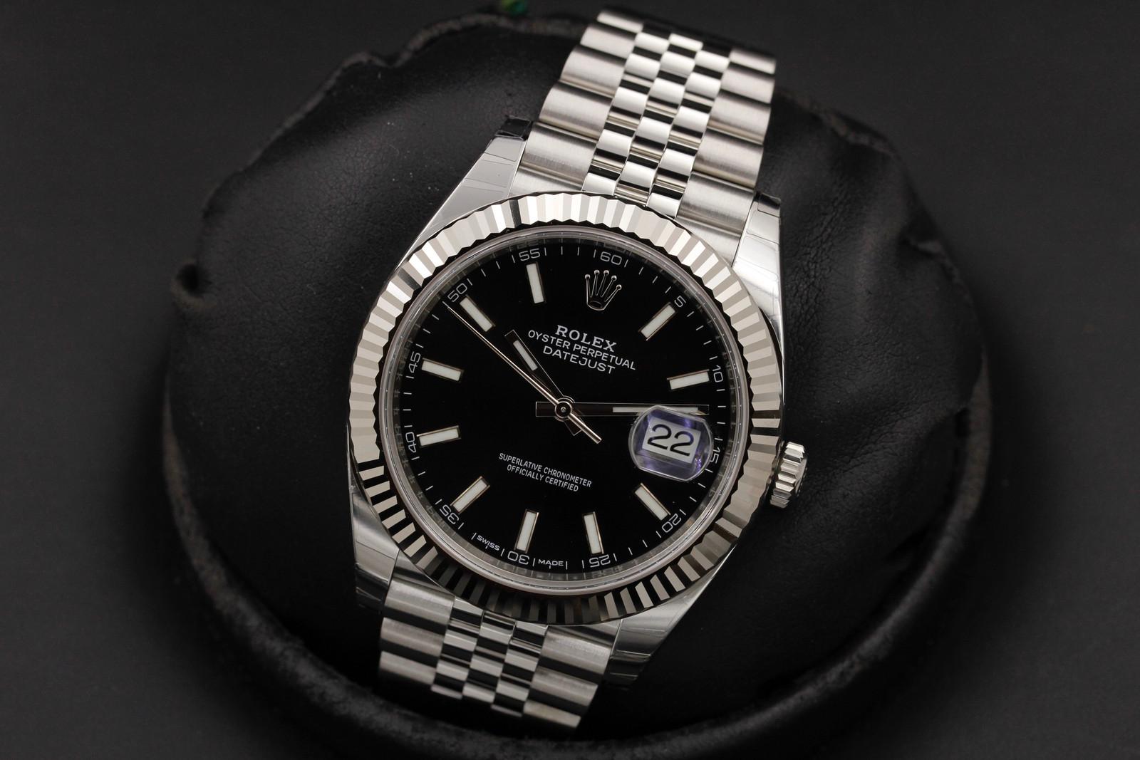 Watch Image 8