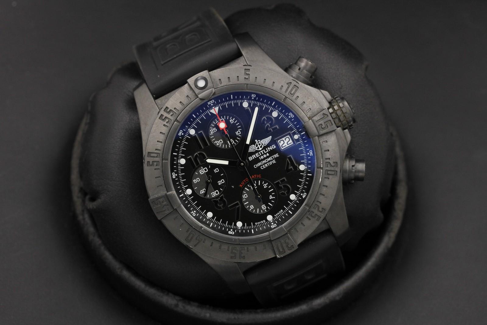 Watch Image 9