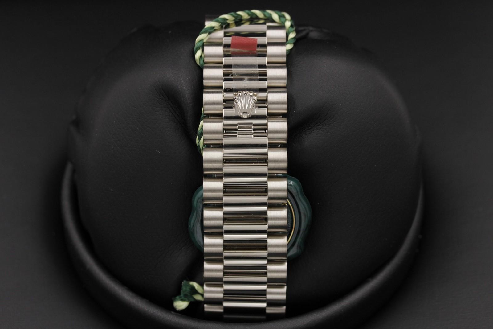 Watch Image 7