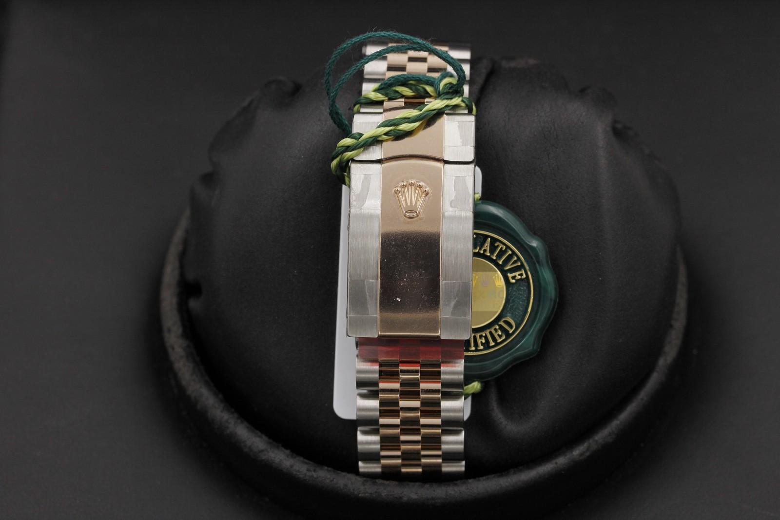 Watch Image 7