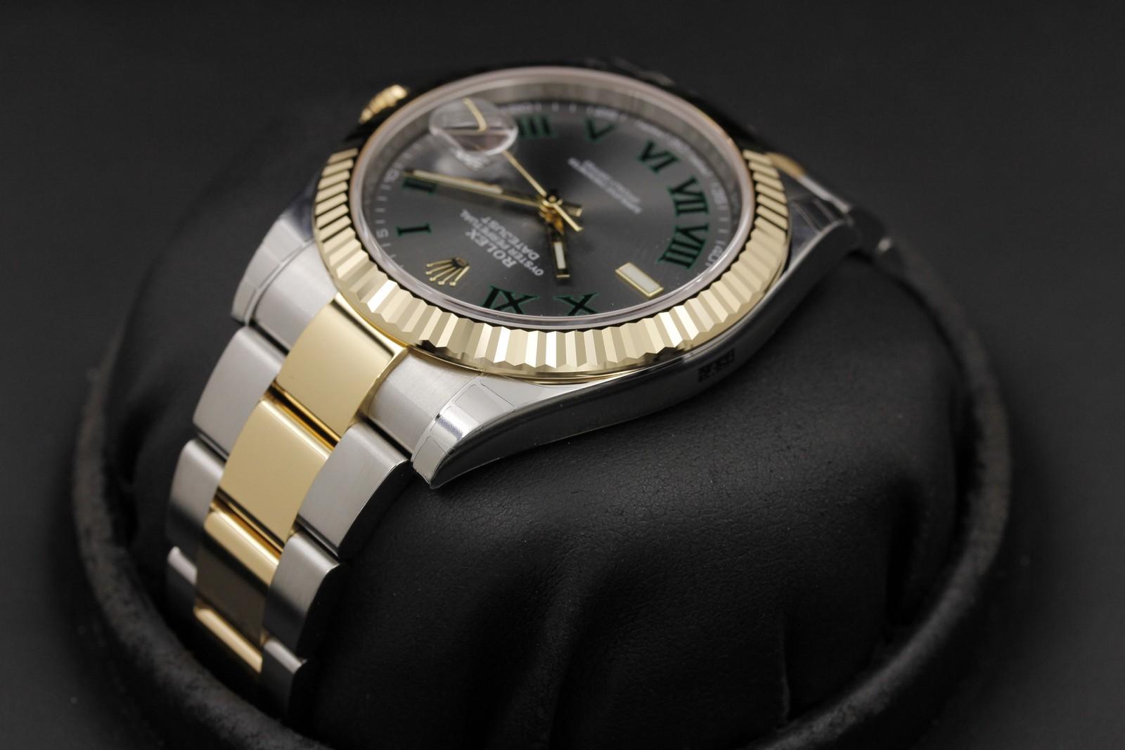 Watch Image 5
