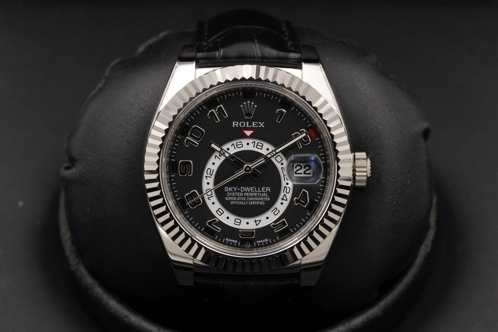 Watch Image 1