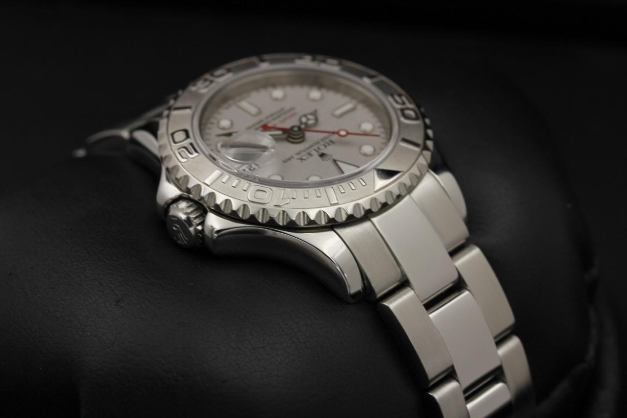 Watch Image 2