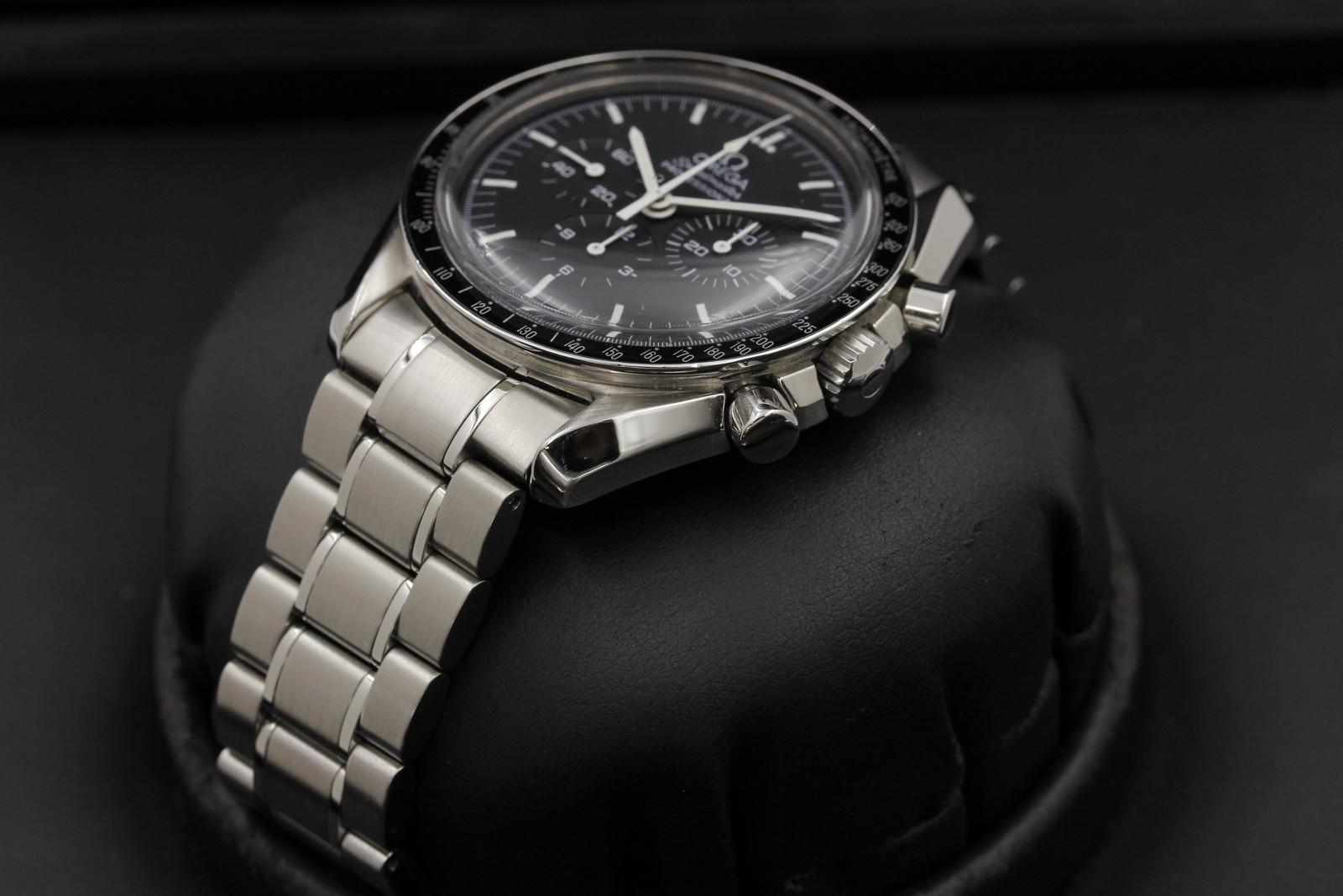 Watch Image 2